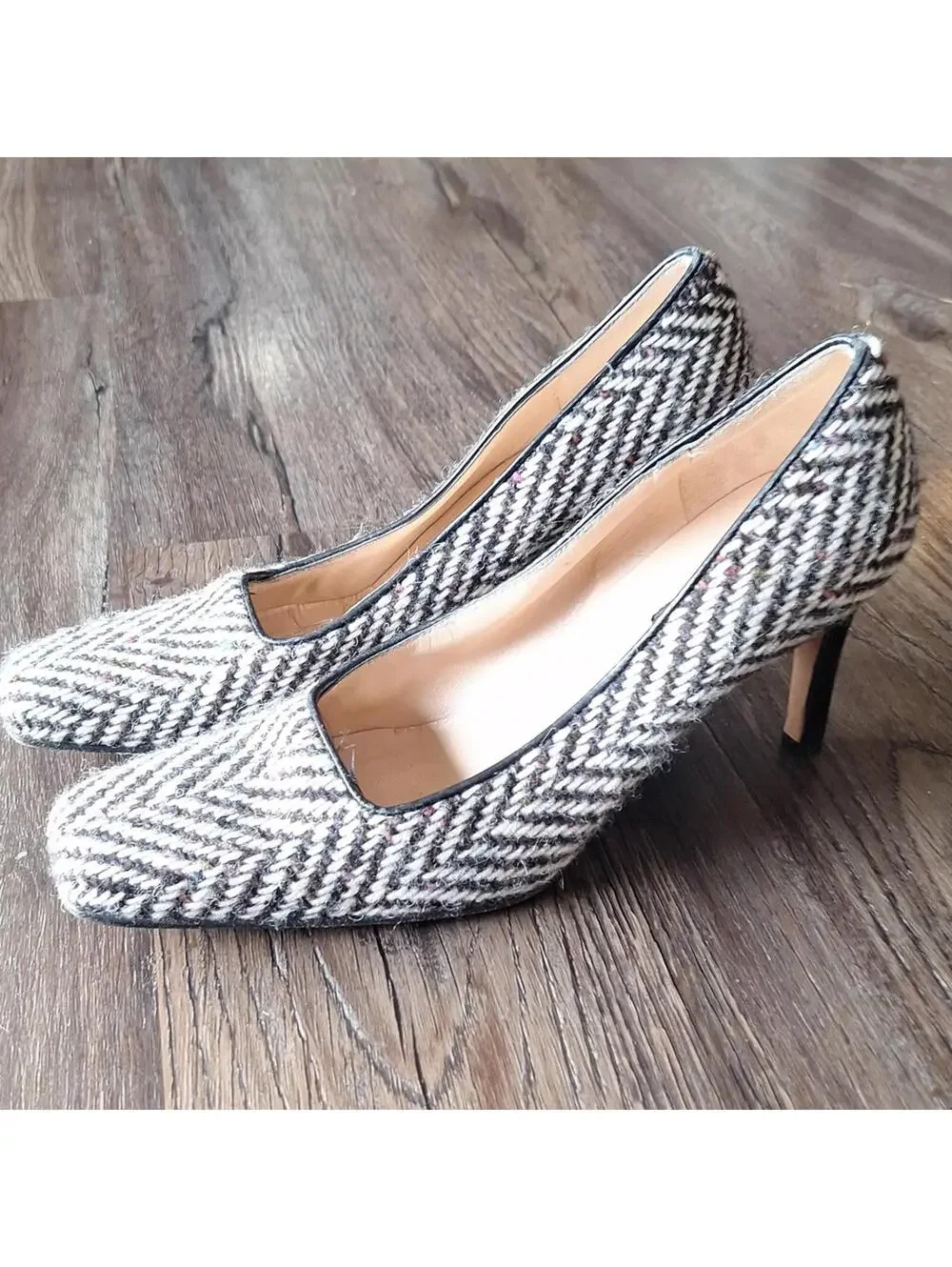 Kate Spade Black and White Tweed Square Toe Heel Size 6.5